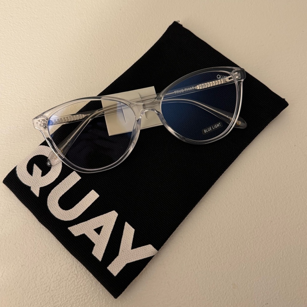 NWT Quay True That Blue Light Glasses Clear